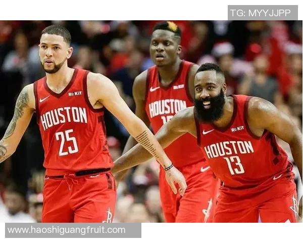 上海篮球队战术之争引发热议球迷与专家各执己见探讨未来发展方向