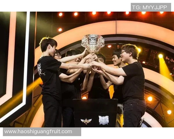 EDG荣耀之路:从新秀到王者的成长与蜕变纪实 EDG荣耀之路:从新秀到王者的成长与蜕变纪实